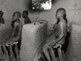Classe du Dahomey - Photo Dominique Darbois