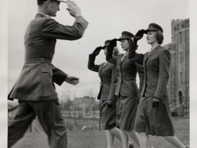 Saluts militaires - US Marines - Contretype