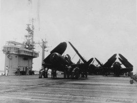 Helldiver sur le porte-avions Dixmude - Photographie de collection - Indochine