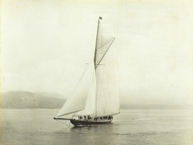 Yacht en navigation sur le Firth of Clyde - Tirage ancien