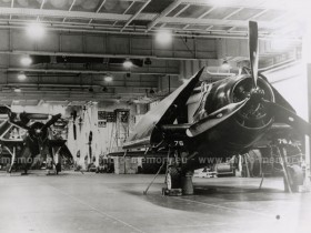 F6F-5 Hellcat sur le Dixmude - Tirage argentique noir et blanc