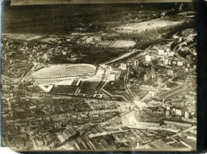 Vue aérienne du Parc des Princes, à Paris en 1913 - Tirage argentique vintage - PHOTO MEMORY