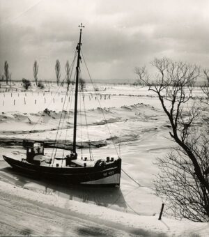 Photographie de chalutier dans les glaces - Tirage argentique vintage sur papier Adox - Photo Memory