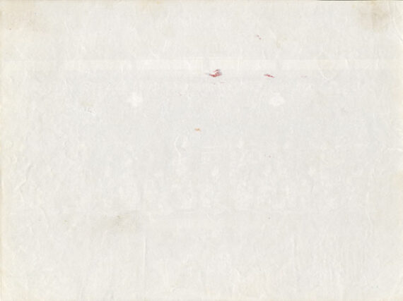 Japonaises en kimono sur scène, tirage albuminé rehaussé – Image 2