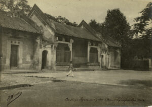 Pagode du chef des Pavillons noir, Liu Yongfu, au Tonkin - Tirage d'époque