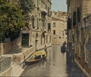 Gondole au coeur des canaux de Venise la sérénissime - Photo ancienne rehaussée | PHOTO MEMORY