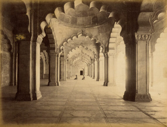 Prière à la Moti Masjid, en Inde - Tirage albuminé ancien