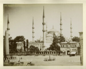 Mosquée du Sultan Ahmed Ier, à Constantinople - Photographe M. Iranian | PHOTO MEMORY