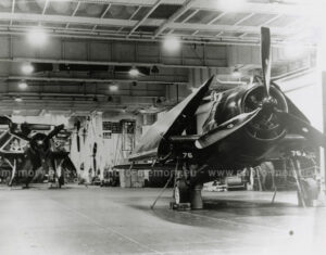 F6F-5 Hellcat sur le Dixmude - Tirage argentique noir et blanc | PHOTO MEMORY