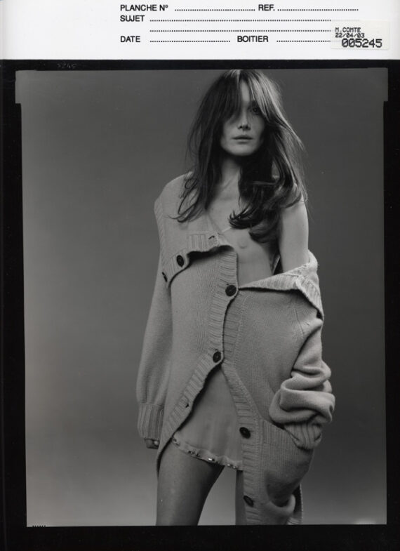Carla Bruni, portrait par Michel Comte