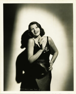 Rita Hayworth jeune, par Irving Lippman - Photo still - Tirage argentique | PHOTO MEMORY