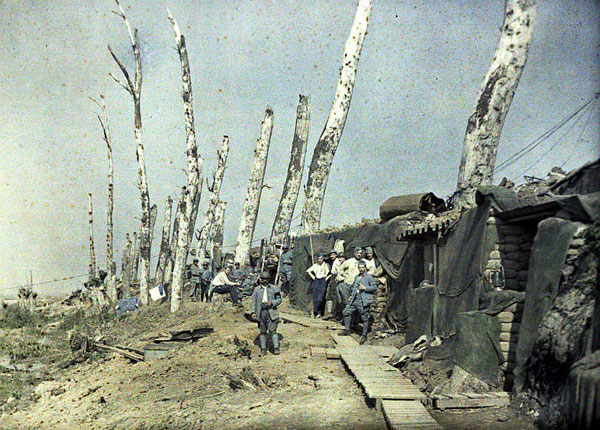 Lignes françaises au Het Sas (Belgique). Autochrome de Paul Castelnau (10/09/1917)