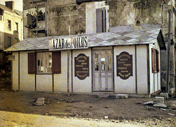 Le bazar des poilus - Autochrome de Fernand Curville (1917)