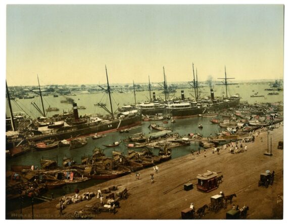 Vapeurs dans le port de Calcutta, photochrome P.Z. Inde - 20010 P.Z. Calcutta Harbour, Steamers I - Photochrome Inde
