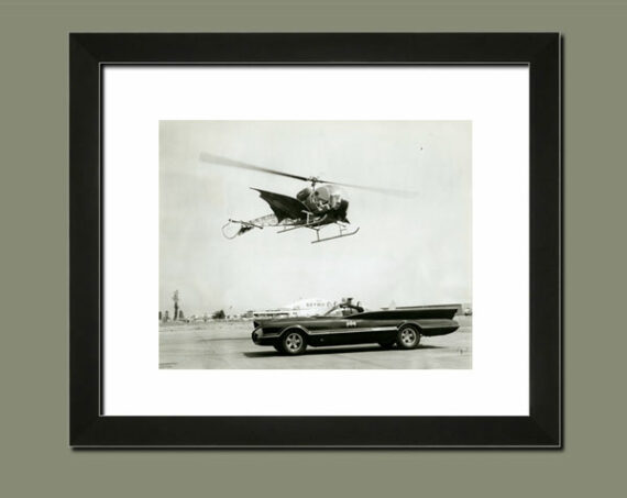 Batcopter et Batmobile de Batman - Suggestion d'encadrement du tirage vintage | PHOTO MEMORY