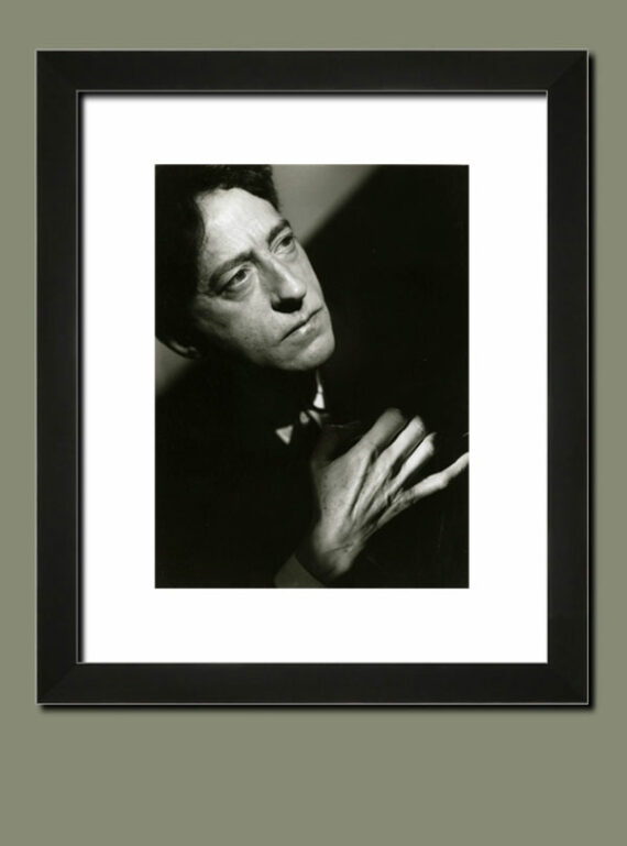 Jean Cocteau par Roger Corbeau - Suggestion d'encadrement | PHOTO MEMORY