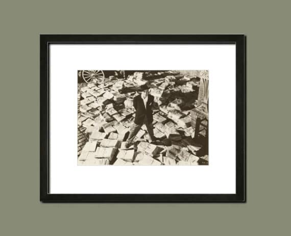 Citizen Kane, la fameuse photo d'Orson Welles sur les journaux - Simulation d'encadrement