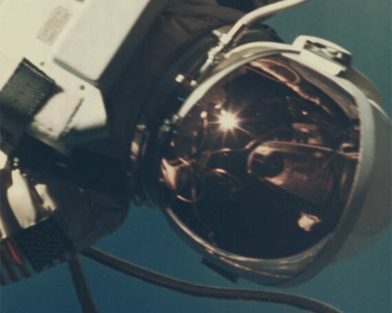L'astronaute Ed White en sortie spatiale, tirage vintage NASA S65-30429 - Détail - Photo Memory