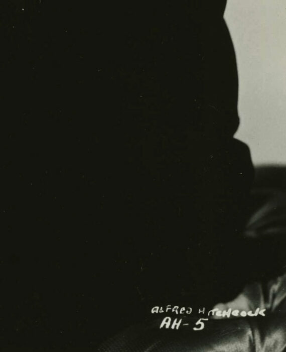 Portrait d'Alfred Hitchcock jeune - Tirage argentique vintage, détail
