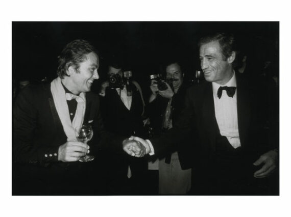 Alain Delon et Jean-Paul Belmondo, par le photographe Serge Benhamou - Tirage argentique original | PHOTO MEMORY