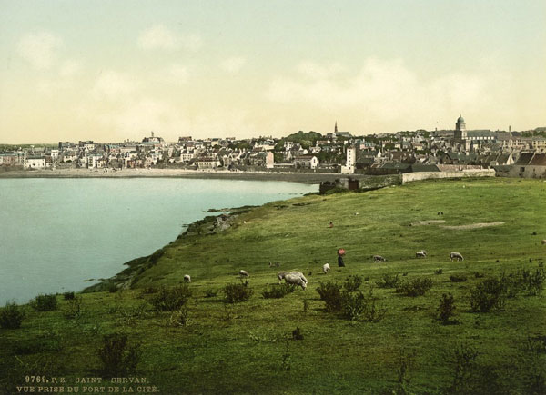 Photochrome 9769. P.Z. - Saint Servan. Vue prise du fort de la cité.