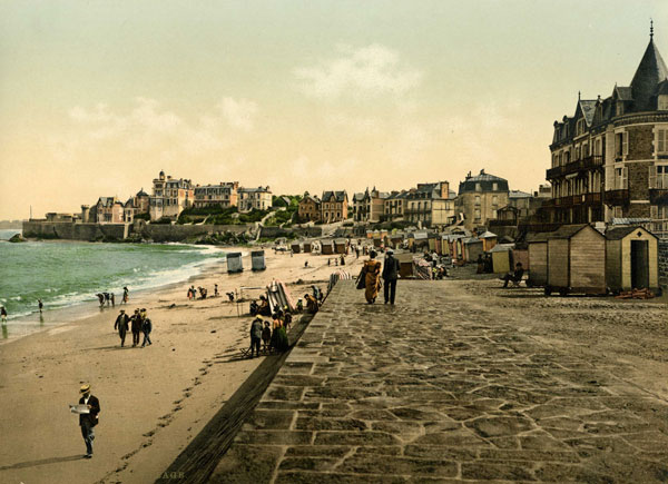 Photochrome 9773. P.Z. - Paramé. La plage