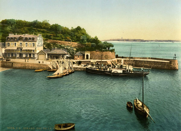 Photochrome 9825. P.Z. - Dinard. Bec de la vallée.