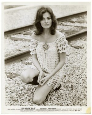 Jacqueline Bisset, portrait pour le film Bullitt avec Steve McQueen - Tirage vintage de promotion du film, 1968 - Photo Memory