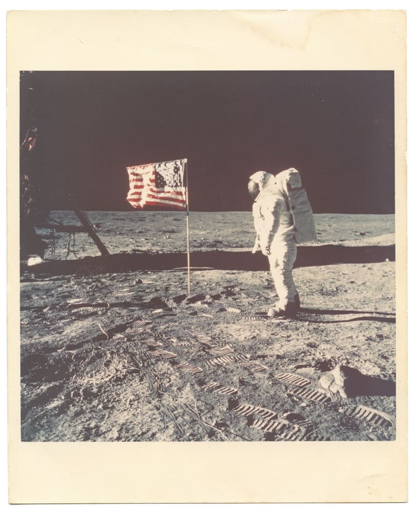 Apollo 11 : Buzz Aldrin pose sur la Lune - Tirage vintage de la NASA - Nasa AS11-40-5875 - Photo Memory