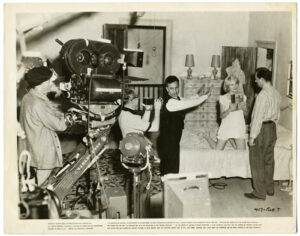 Elia kazan donne ses instruction pour le tournage de Baby Doll - Tirage argentique original - Photo Memory