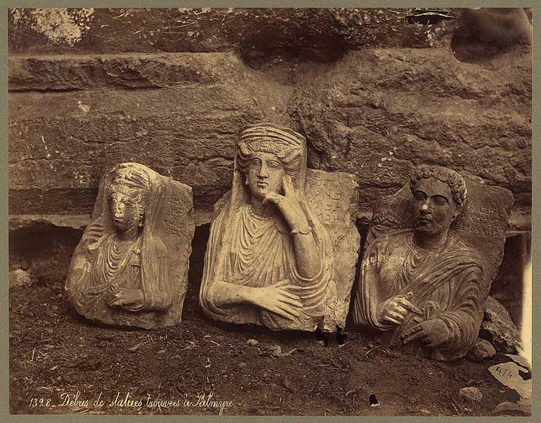 Felix Bonfils - N°1328 - Débris de statues trouvées à Palmyre - Tirage albuminé, circa 1870-1880 - Source : Library of Congress
