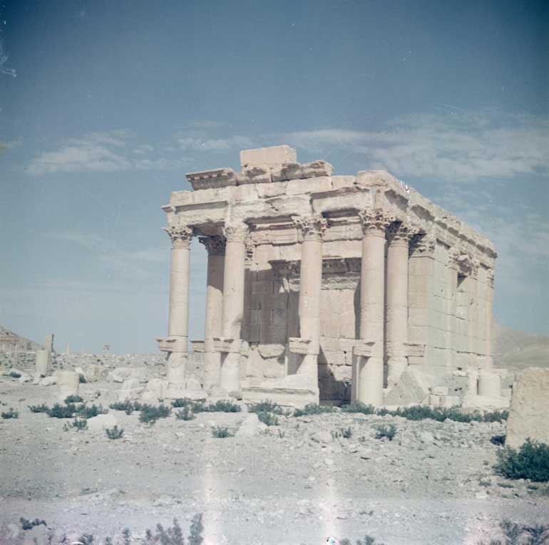 Anonyme - Palmyre, temple - Circa 1950 - Kodachrome - Source : Nationaal Archief (Pays-Bas)