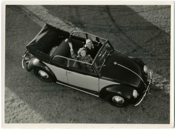 VW Coccinelle Split Cabriolet de 1951, version Karmann, 4 places - Rare tirage d'époque - Photo Memory