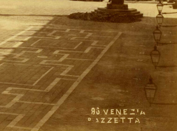 Place Saint-Marc, Venise autrefois - Référence de la photo inscrite dans le tirage albuminé