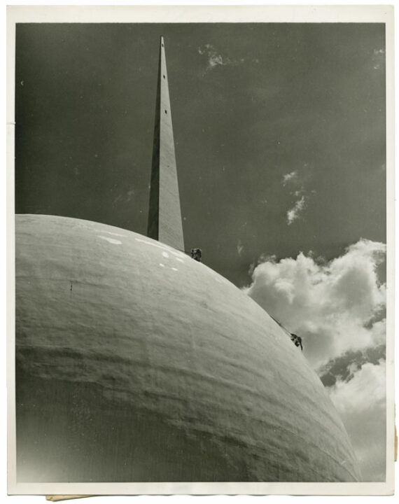 Périsphère et Trylon, exposition universelle de New York de 1939 - Tirage argentique vintage - Photo Memory
