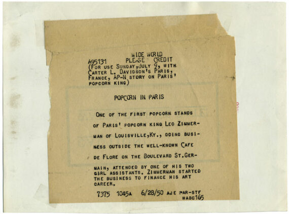 Leo Wrye Zimmerman au Café de Flore, en 1950 - Légende contrecollée au dos du tirage.