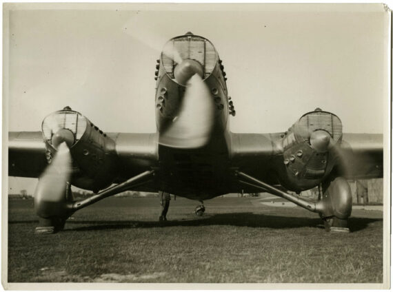 Couzinet 71 Arc-en-ciel, l'avion piloté par Jean Mermoz, 1934 - Tirage argentique d'époque - Photo Memory