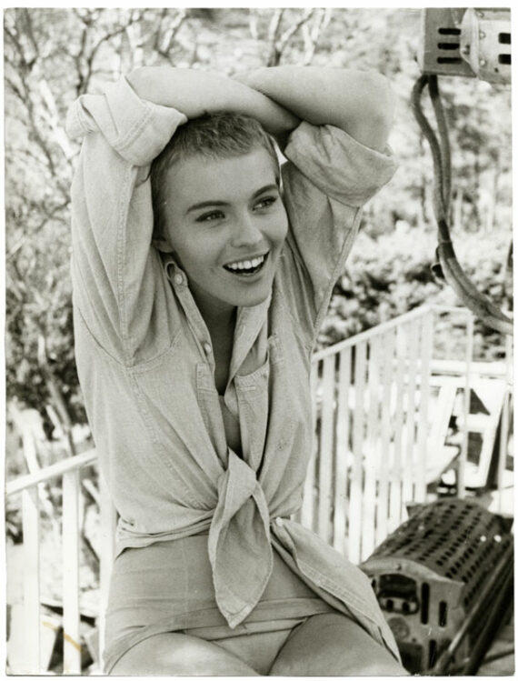 Jean Seberg au Lavandou, par Edward Quinn. Tournage de Bonjour tristesse, en 1957 - Tirage argentique d'époque - Photo Memory