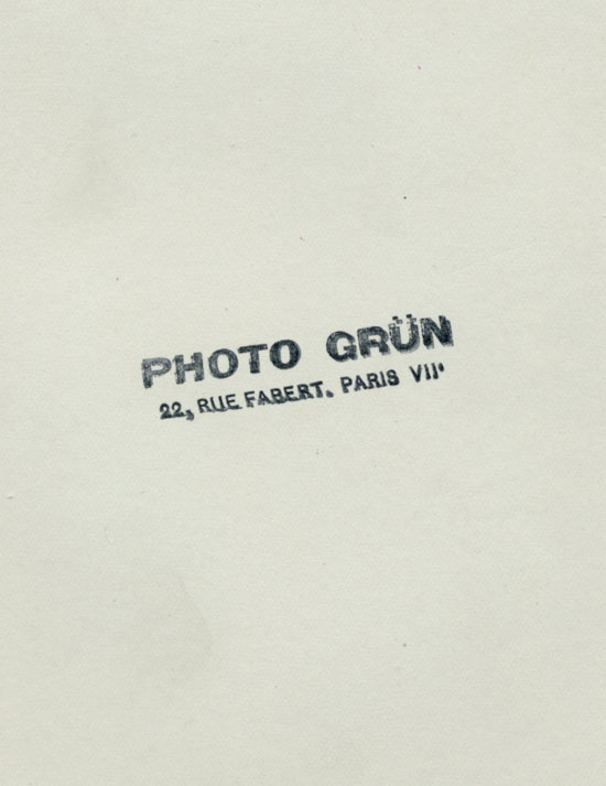 Alger des années 30 : vue sur la Casbah et le Port - Timbre humide du photographe Grün au dos du tirage.