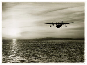 Hydravion Liore et Olivier H-246 Air France, en route vers Alger - Tirage argentique d'époque, 1938 - Photo Memory