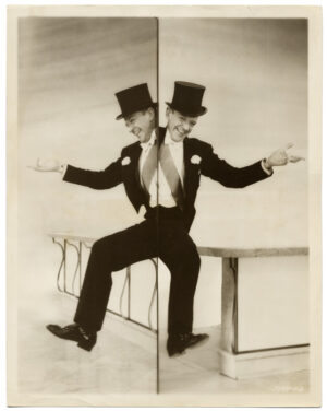 Fred Astaire,pour Still Stockings, la Belle de Moscou - Tirage argentique d'époque, 1957 - Photo Memory