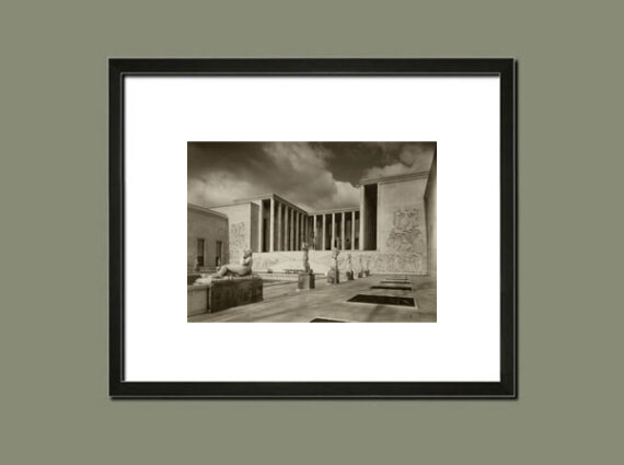 Palais du musée d'Art moderne, à Paris : vue générale, par Draeger Frères (1937) - Suggestion d'encadrement