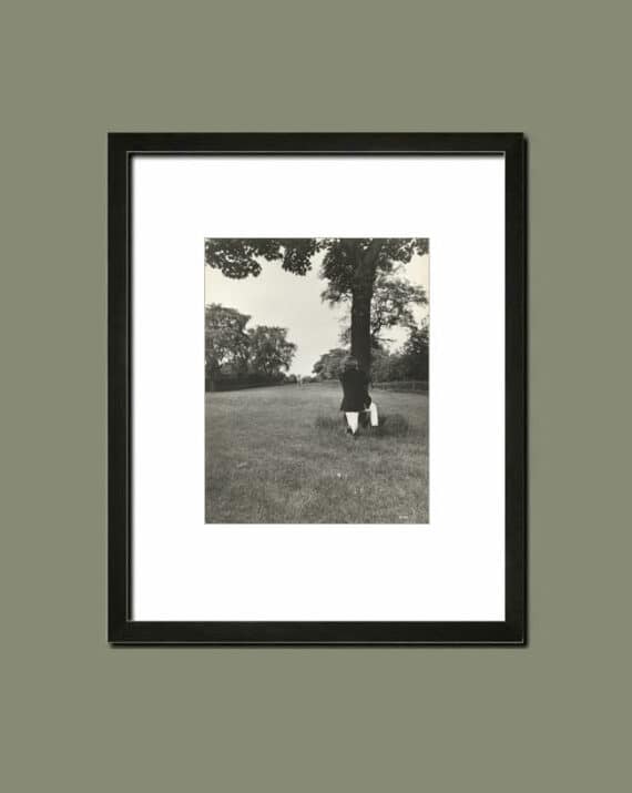 Photo de Blow-Up : la scène culte du parc - Simulation d'encadrement du tirage noir et blanc vintage.