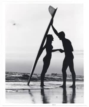 Surf : le couple au longboard, tirage des années 70 - Photo Memory